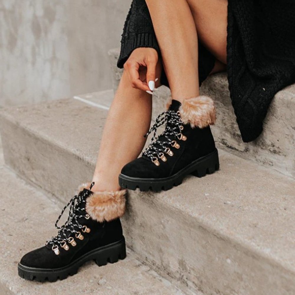 Winter Boots with the Fur